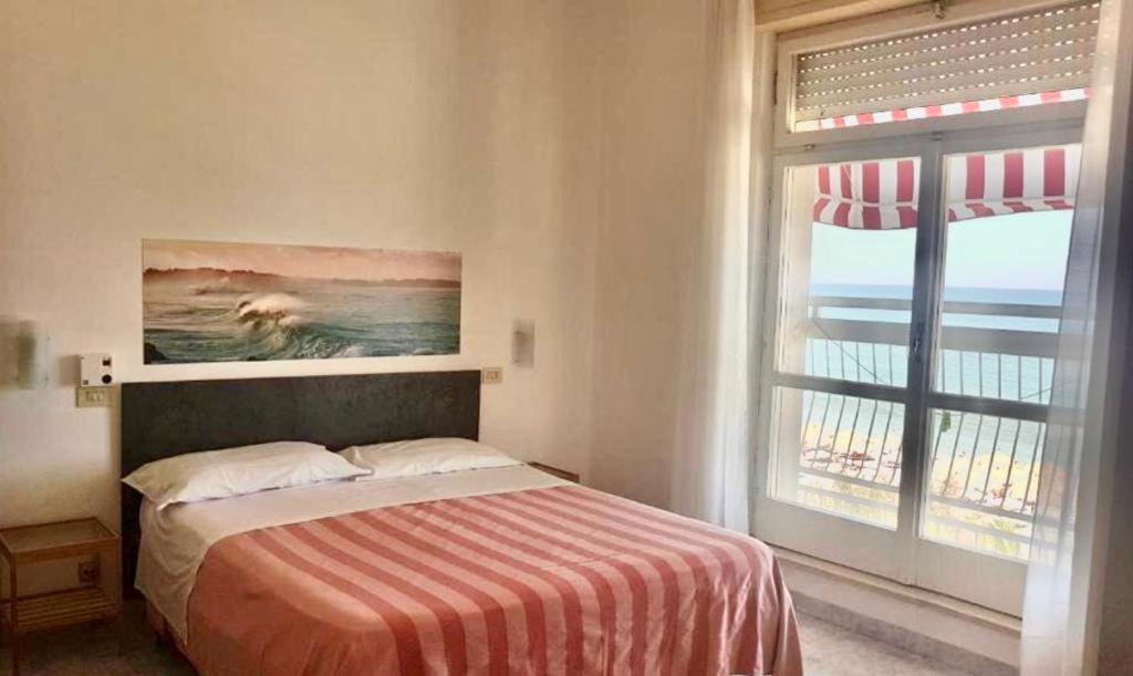Hotel Silvi Silvi Marina Buitenkant foto