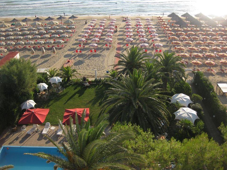 Hotel Silvi Silvi Marina Buitenkant foto